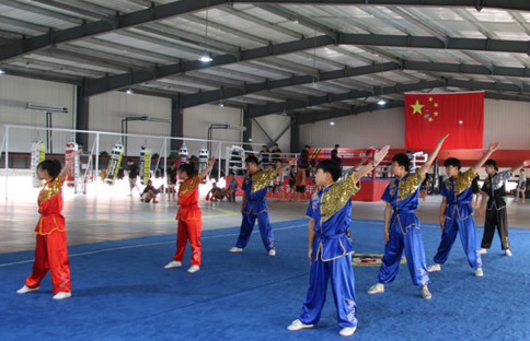 致初三學(xué)子石家莊教聯(lián)高級(jí)職業(yè)中學(xué)26春招