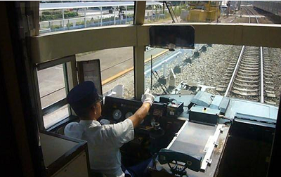 火車司機(jī)工資大概多少錢？哪里有火車司機(jī)培訓(xùn)班