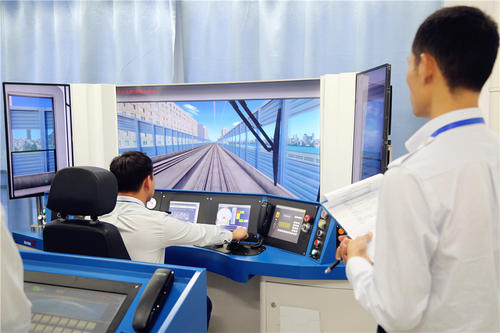 哪里能學(xué)火車司機(jī)？火車司機(jī)短期培訓(xùn)在哪