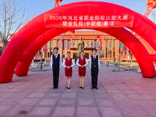 初三女生適合學(xué)什么？石家莊東華鐵路學(xué)校鐵道運(yùn)輸服務(wù)專業(yè)好就業(yè)